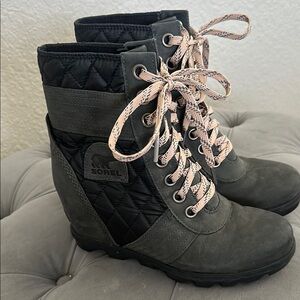 Sorel Gray and Black Quilted Winter Boots